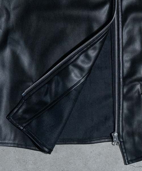JOHN'S CLOSET(ジョンズクローゼット)の「【13】PUレザー ノーカラー バイカーズベスト(ベスト・メンズ・ブラック・MEDIUM/LARGE)」の11枚目の写真