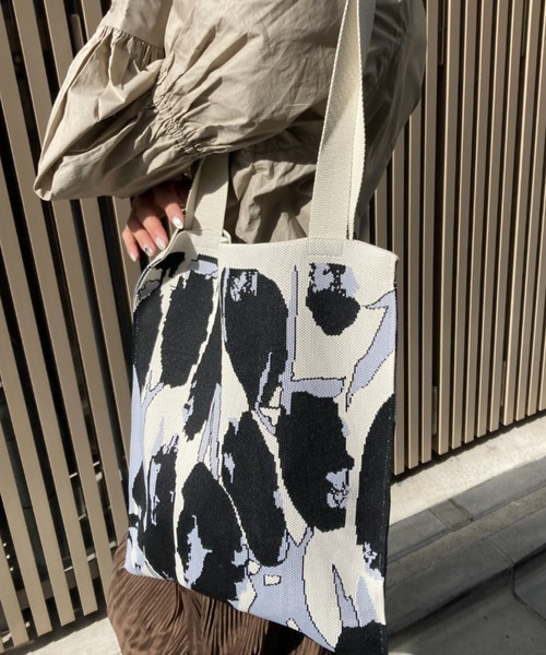 tolene(トレネ)の「総柄ニットトートバッグ(トートバッグ・レディース・A/C/B・ONE SIZE)」の21枚目の写真