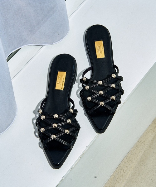 GRISE(グリーズ)の「GRISE EDGEメッシュスタッズミュールサンダル(サンダル・レディース・ブラック系その他/ホワイト/ベージュ・SMALL/MEDIUM/LARGE/X-LARGE)」の2枚目の写真