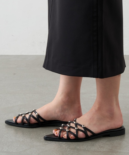 GRISE(グリーズ)の「GRISE EDGEメッシュスタッズミュールサンダル(サンダル・レディース・ブラック系その他/ホワイト/ベージュ・SMALL/MEDIUM/LARGE/X-LARGE)」の8枚目の写真