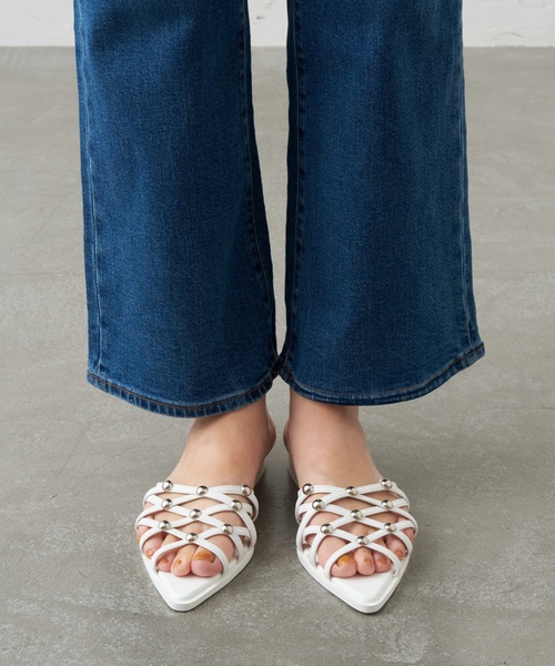 GRISE(グリーズ)の「GRISE EDGEメッシュスタッズミュールサンダル(サンダル・レディース・ブラック系その他/ホワイト/ベージュ・SMALL/MEDIUM/LARGE/X-LARGE)」の7枚目の写真