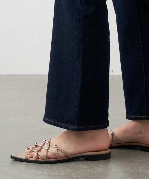 GRISE(グリーズ)の「GRISE EDGEメッシュスタッズミュールサンダル(サンダル・レディース・ブラック系その他/ホワイト/ベージュ・SMALL/MEDIUM/LARGE/X-LARGE)」の5枚目の写真