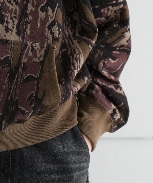 TTT MSW（ティー）の「TTT MSW REAL TREE CAMO HOODIE（スウェット