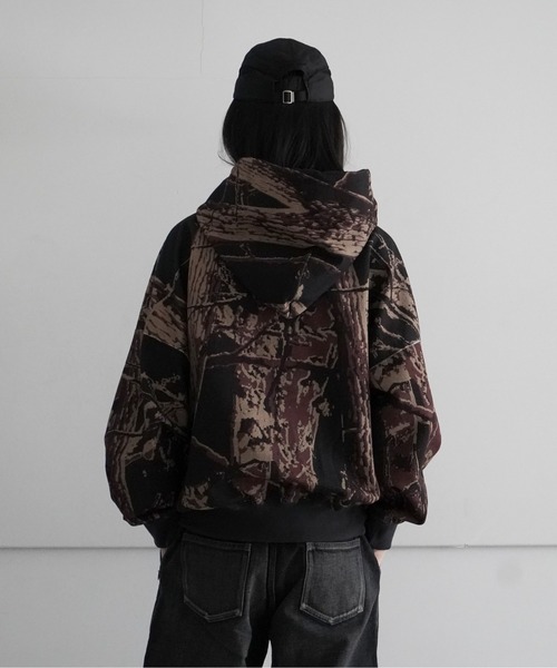 TTT MSW（ティー）の「TTT MSW REAL TREE CAMO HOODIE（スウェット