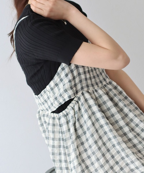 BLUEEAST（ブルーイースト）の「シアーチェックキャミワンピース（ワンピース・レディース・アイボリー/ベージュ/ブラック/ブルーグレー/グレー・MEDIUM）」の16枚目の写真