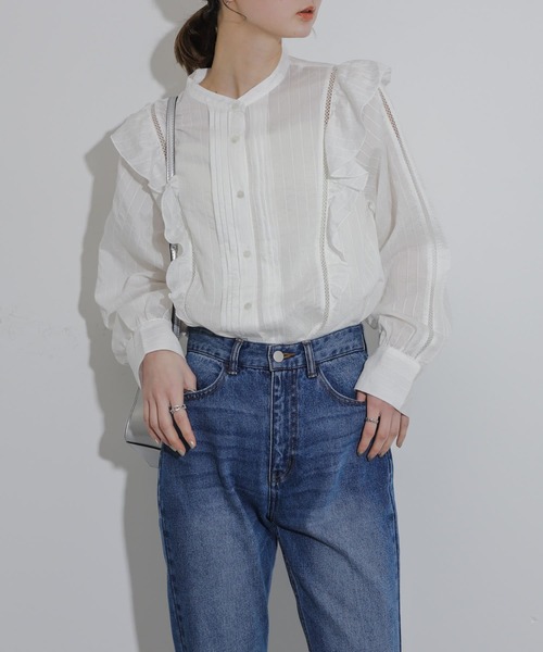 SENSE OF PLACE by URBAN RESEARCH（センスオブプレイスバイアーバンリサーチ）の「レースフリルブラウス（シャツ/ブラウス・レディース・オフホワイト/ライトブルー/グリーン・ONE）」の4枚目の写真