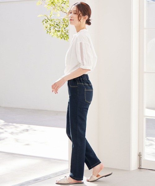Viola e Viola(ヴィオラエヴィオラ)の「のび心地デニムチュニックパンツ(デニムパンツ・レディース・ネイビー/ブラック/ワンウォッシュ・M/3L/L/LL/4L/5L)」の7枚目の写真
