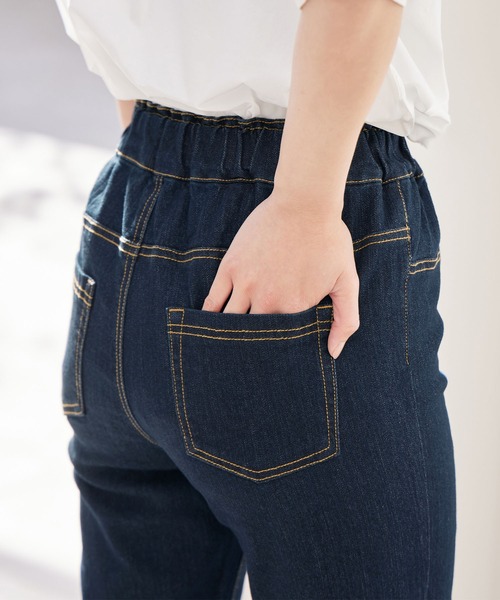 Viola e Viola(ヴィオラエヴィオラ)の「のび心地デニムチュニックパンツ(デニムパンツ・レディース・ネイビー/ブラック/ワンウォッシュ・M/3L/L/LL/4L/5L)」の10枚目の写真
