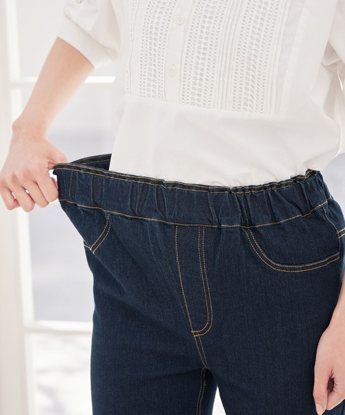 Viola e Viola(ヴィオラエヴィオラ)の「のび心地デニムチュニックパンツ(デニムパンツ・レディース・ネイビー/ブラック/ワンウォッシュ・M/3L/L/LL/4L/5L)」の9枚目の写真