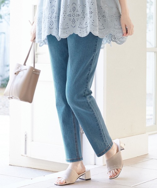 Viola e Viola(ヴィオラエヴィオラ)の「のび心地デニムチュニックパンツ(デニムパンツ・レディース・ネイビー/ブラック/ワンウォッシュ・M/3L/L/LL/4L/5L)」の14枚目の写真