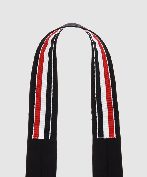 THOM BROWNE(トムブラウン)の「CLASSIC TIE W/ 4BAR IN PLAIN WEAVE SUITING(ネクタイ・メンズ・グレー/ネイビー・ONE SIZE)」の3枚目の写真