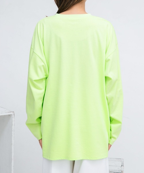 KBF(ケイビーエフ)の「エンブロイダリーロンTEE(Tシャツ/カットソー・レディース・ライトグレー/グリーン・ONE)」の18枚目の写真