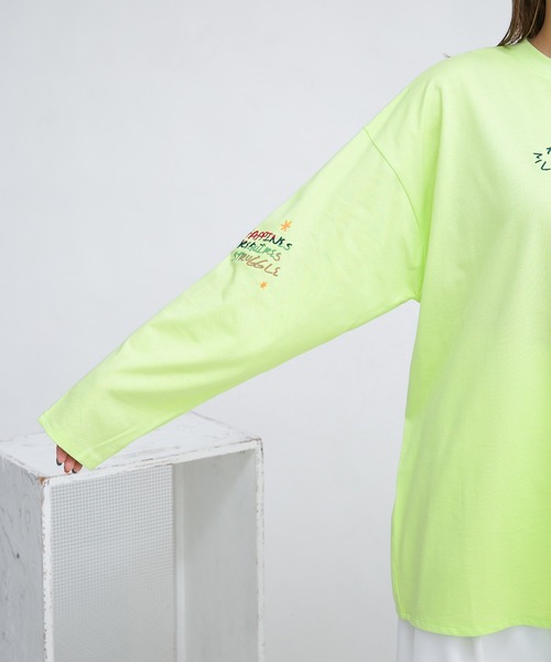 KBF(ケイビーエフ)の「エンブロイダリーロンTEE(Tシャツ/カットソー・レディース・ライトグレー/グリーン・ONE)」の20枚目の写真