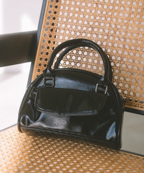 ECREL（エクレール）の「フェイクレザーミニボストンバッグ（ボストンバッグ・レディース・ブラック/シルバー/ベージュ・FREE）」の14枚目の写真