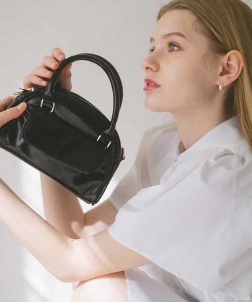 ECREL（エクレール）の「フェイクレザーミニボストンバッグ（ボストンバッグ・レディース・ブラック/シルバー/ベージュ・FREE）」の15枚目の写真