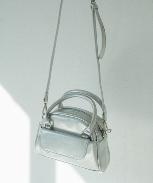 ECREL（エクレール）の「フェイクレザーミニボストンバッグ（ボストンバッグ・レディース・ブラック/シルバー/ベージュ・FREE）」の10枚目の写真