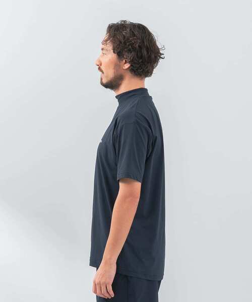 URBAN RESEARCH Sonny Label(アーバンリサーチサニーレーベル)の「『吸水速乾』OOPS ハイストレッチモックネックTシャツ(Tシャツ/カットソー・メンズ・オフホワイト/ブラック/ネイビー・MEDIUM/LARGE/X-LARGE)」の21枚目の写真