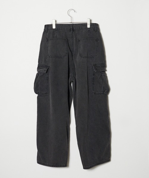 ROOPTOKYO(ループトウキョウ)の「ルーズシルエット ワイドデニムカーゴパンツ(デニムパンツ・メンズ・ブラック/ブルー・M/L/XL)」の13枚目の写真