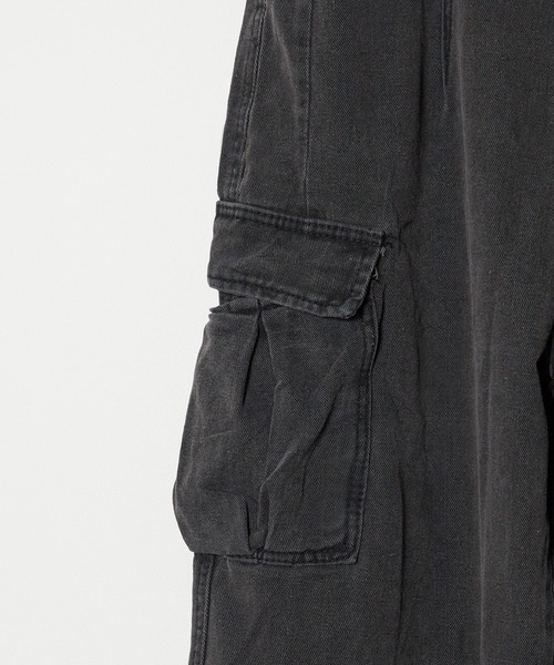 ROOPTOKYO(ループトウキョウ)の「ルーズシルエット ワイドデニムカーゴパンツ(デニムパンツ・メンズ・ブラック/ブルー・M/L/XL)」の8枚目の写真