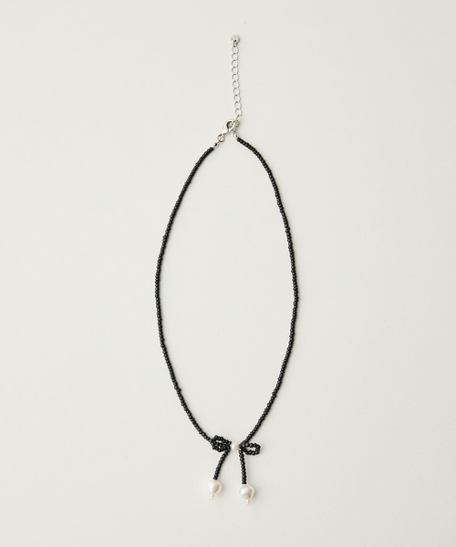 ANU（アヌ）の「ribbon beads choker - リボンビーズチョーカー（ネックレス・レディース・ブラック/ホワイト・FREE）」の18枚目の写真