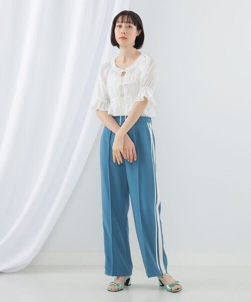 Ray BEAMS（レイビームス）の「Ray BEAMS / シャーリング リボン ブラウス（シャツ/ブラウス・レディース・レッド/ホワイト/ブラック・ONE SIZE）」の5枚目の写真