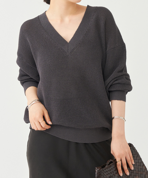 新品　プラージュ　Loose Dry VN プルオーバー plage（プラージュ）の「Loose Dry VN プルオーバー（ニット