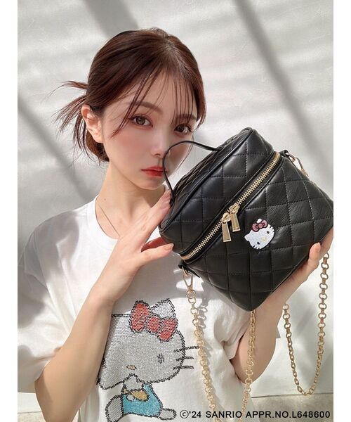 RESEXXY(リゼクシー)の「【ハローキティコラボ】バニティバッグ(ショルダーバッグ・レディース・ブラック/ピンク・FREE)」の9枚目の写真