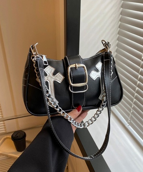 shopnikoniko(ショップニコニコ)の「十字架 チェーン付き ハーフムーンバッグ シルバー(ショルダーバッグ・レディース・シルバー/ホワイト/ブラック・フリー)」の8枚目の写真