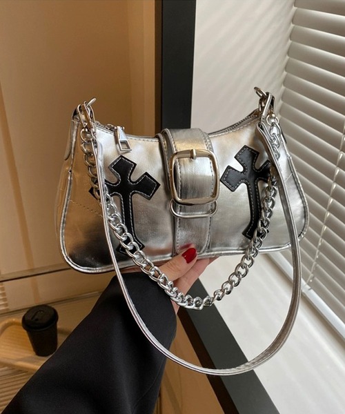 shopnikoniko(ショップニコニコ)の「十字架 チェーン付き ハーフムーンバッグ シルバー(ショルダーバッグ・レディース・シルバー/ホワイト/ブラック・フリー)」の16枚目の写真