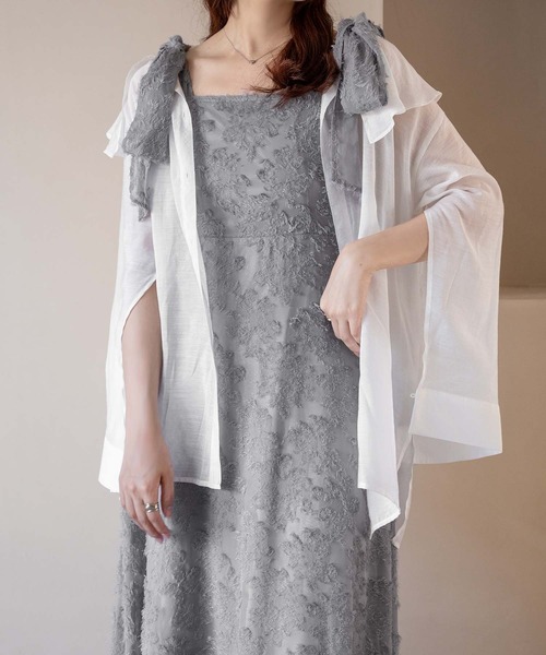 apres jour clair(アプレジュールクレア)の「【apres jour clair】フリル襟シアーシャツ【ZOZOTOWN限定アイテム】(シャツ/ブラウス・レディース・ピンクベージュ/ブラック/サックスブルー/オフホワイト・X-LARGE/フリー)」の5枚目の写真