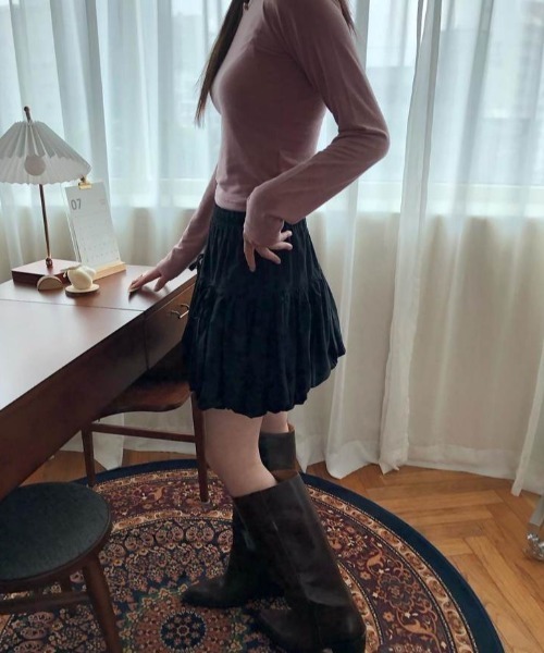 Sibra（シブラ）の「新柄登場！インナーパンツ付きフロントリボンバルーンナイロンフレアミニスカート（スカート・レディース・ブラック/グレー/ホワイト/ホワイト系その他/ブルー・M）」の21枚目の写真