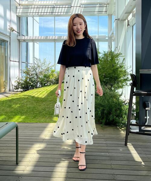 couture brooch(クチュールブローチ)の「◆【前後2WAY/マシンウォッシャブル】袖フレアリボンブラウス(シャツ/ブラウス・レディース・ピンク/オフホワイト/ライトグレー/ブラック・40/42/38)」の7枚目の写真