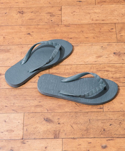 URBAN RESEARCH DOORS（アーバンリサーチドアーズ）の「『一部別注カラー』BEACH WALK　ビーチサンダル（サンダル・メンズ・オリーブ/グレー/ブラック/アイボリー/ブラウン・28/27/26/25）」の4枚目の写真