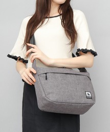 CHOOP（シュープ）の「撥水 大きめ ショルダーバッグ 6ポケット Lサイズ（ショルダーバッグ）」