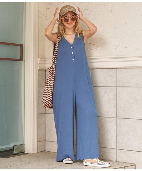 anap mimpi（アナップミンピ）の「シェルボタン リブ リラックス オールインワン（つなぎ/オールインワン・レディース・ネイビー/ベージュ系その他/ダークグレー・FREE）」の5枚目の写真