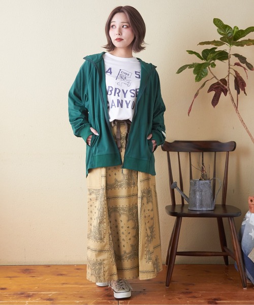 CUBE SUGAR（キューブシュガー）の「40/-スムースUVカットラグランスリーブジップパーカー（パーカー・レディース・ブラック/グリーン/レッド/ベージュ/マルチ・M）」の20枚目の写真