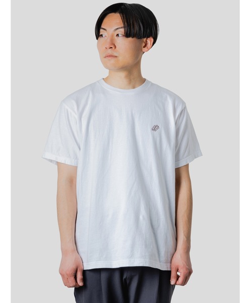 narifuri(ナリフリ)の「プリントTシャツ(HATCH)(Tシャツ/カットソー・メンズ・ブラック/ホワイト・MEDIUM/LARGE)」の3枚目の写真