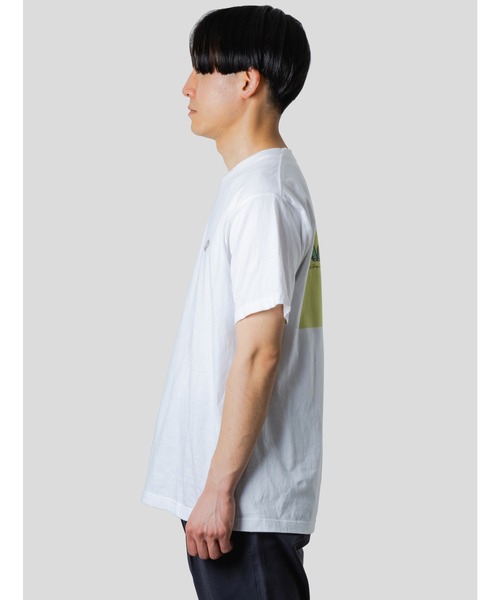 narifuri(ナリフリ)の「プリントTシャツ(HATCH)(Tシャツ/カットソー・メンズ・ブラック/ホワイト・MEDIUM/LARGE)」の4枚目の写真