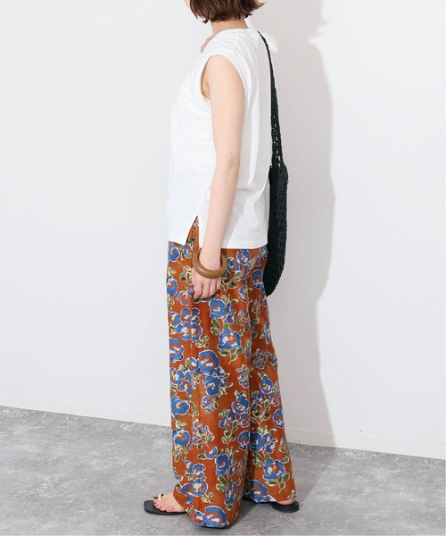 SLOBE IENA(スローブイエナ)の「《WEB限定/追加2/2枚セット》アイラインキャミワンピース×ノースリーブTEEセット(ワンピース・レディース・ブラック・FREE)」の22枚目の写真