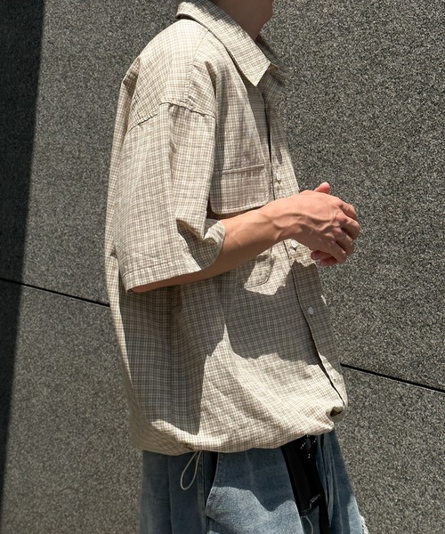 Perushu（ペルーシュ）の「ドローコード付きダブルポケットチェックシャツ（シャツ/ブラウス・メンズ・ダークブラウン/ライトカーキ/ベージュ・MEDIUM/LARGE）」の9枚目の写真