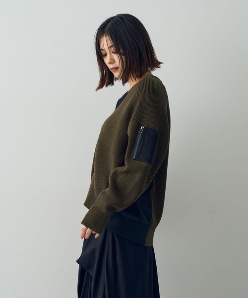 Editt by YECCA VECCA(エディットバイイェッカヴェッカ)の「MA-1ドッキングニットカーディガン(カーディガン/ボレロ・レディース・ブラック/カーキ・FREE)」の7枚目の写真