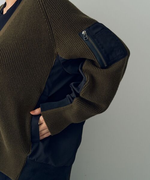 Editt by YECCA VECCA(エディットバイイェッカヴェッカ)の「MA-1ドッキングニットカーディガン(カーディガン/ボレロ・レディース・ブラック/カーキ・FREE)」の12枚目の写真