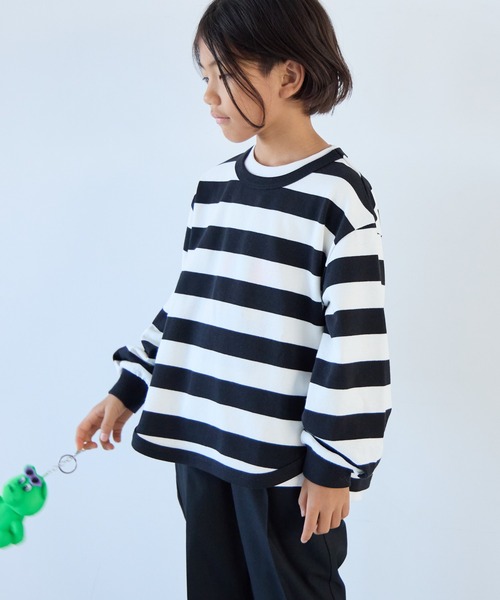 LOWRYS FARM(ローリーズファーム)の「USAソデボリュームプルオーバー 134399(Tシャツ/カットソー・キッズ・ホワイト×ブラック/カーキ/チャコールグレー/ベージュ・110cm/120cm/130cm/140cm/150cm)」の3枚目の写真