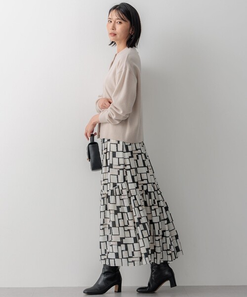 23区(ニジュウサンク)の「【Oggi掲載/洗える】ピュアカシミヤ ニットカーディガン(カーディガン/ボレロ・レディース・ブラック系/ベージュ系/オレンジ系/こしょう色系/グレー系/ターコイズブルー系・40/38)」の18枚目の写真