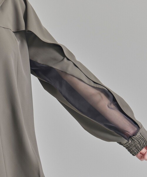 UNITED TOKYO(ユナイテッドトウキョウ)の「ケープシアーコンビブラウス-ウォッシャブル/防シワ(シャツ/ブラウス・レディース・ピンク/ネイビー/カーキ/マルチ・FREE)」の10枚目の写真