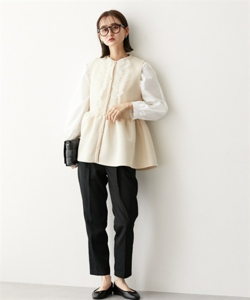 nissen（ニッセン）の「パール風ボタン付ペプラムベスト（ベスト・レディース・アイボリー/ブラック・M/L）」の14枚目の写真