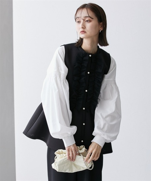 nissen（ニッセン）の「パール風ボタン付ペプラムベスト（ベスト・レディース・アイボリー/ブラック・M/L）」の21枚目の写真