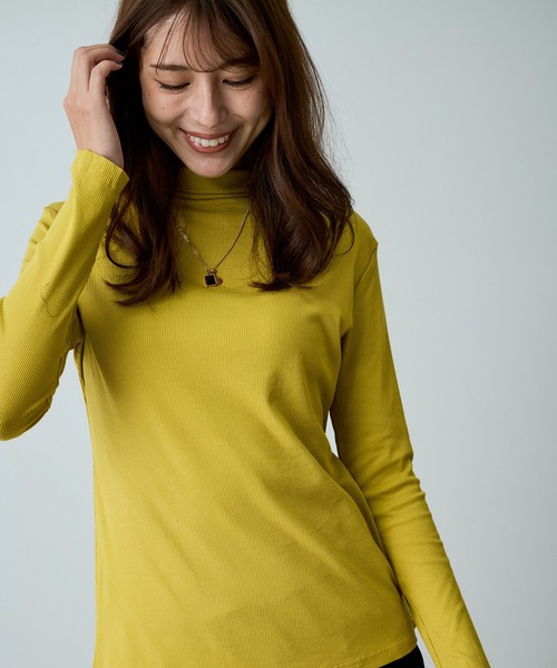 Jayro(ジャイロ)の「ボトルネックリブカットソー(Tシャツ/カットソー・レディース・ホワイト/マスタード/ワイン/ブルー系その他4/ブルー系その他3/ブラック/グレー/チャコールグレー・FREE)」の7枚目の写真