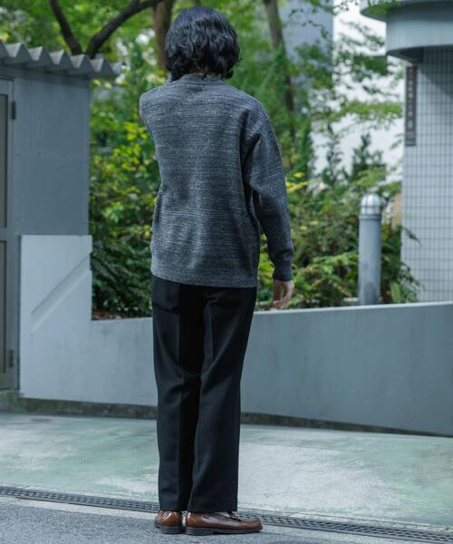 URBAN RESEARCH(アーバンリサーチ)の「メランジハーフモックプルオーバーニット(ニット/セーター・メンズ・チャコールグレー/ライトグレー/ベージュ/グリーン・MEDIUM/LARGE)」の10枚目の写真