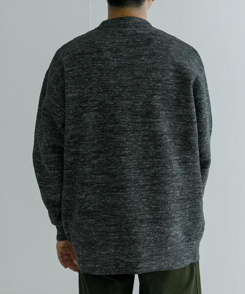 URBAN RESEARCH(アーバンリサーチ)の「メランジハーフモックプルオーバーニット(ニット/セーター・メンズ・チャコールグレー/ライトグレー/ベージュ/グリーン・MEDIUM/LARGE)」の15枚目の写真
